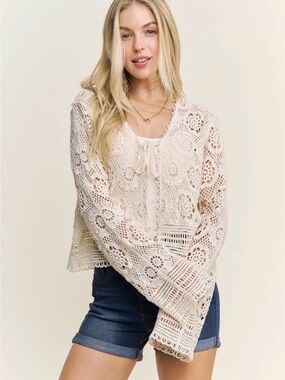 Beige white lace crochet tapestry patchwork floral cardigan tunic top blouse